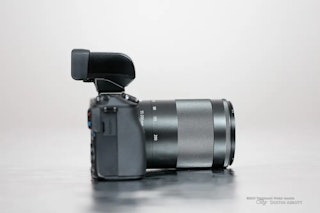 Canon EF-M 55-200mm IS STM グラファイト Canon EF-M55-200mm F4.5-6.3 IS STMをレビュー・比較｜軽さ・画質